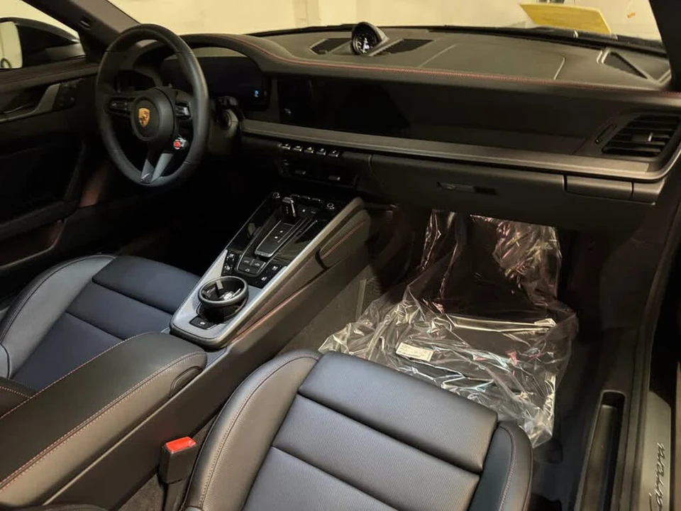 2026 Porsche 992 Carrera - Image 25 of 31
