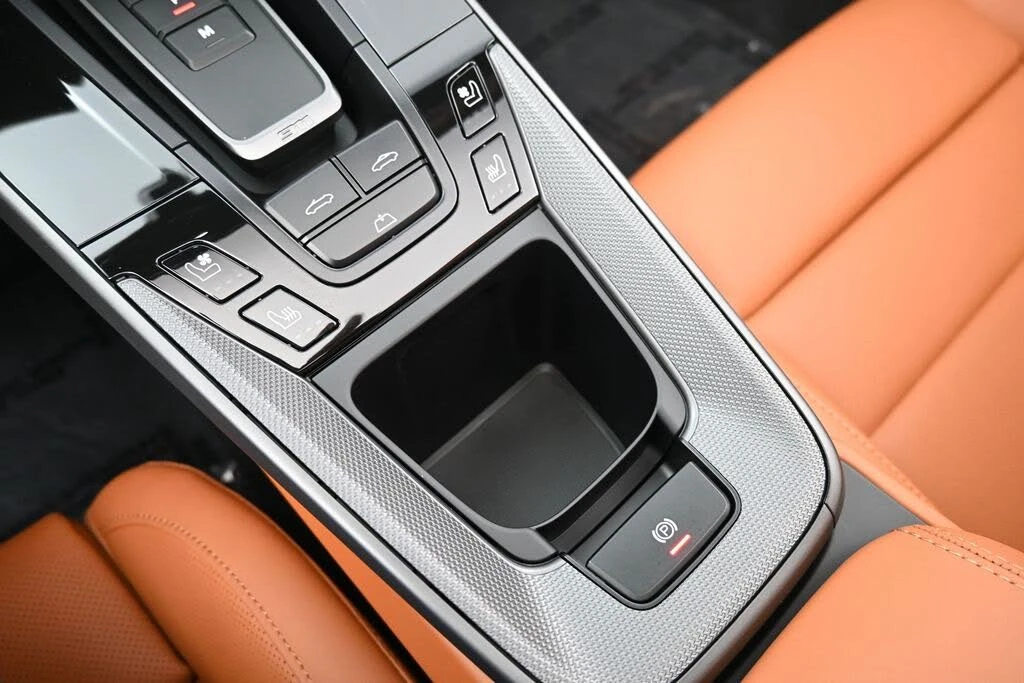 2026 Porsche 992 Carrera - Image 20 of 31