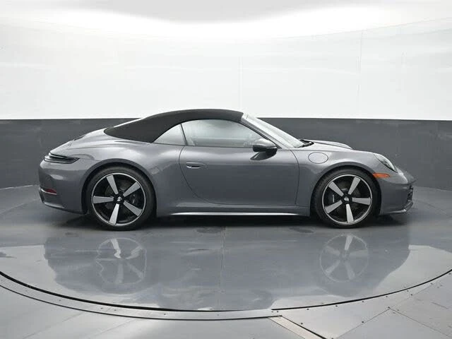 2026 Porsche 992 Carrera - Image 20 of 30