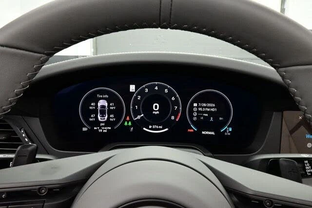 2026 Porsche 992 Carrera - Image 9 of 30