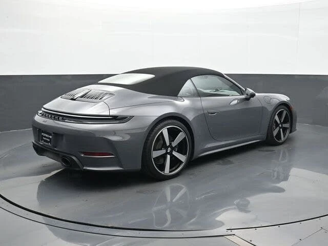 2026 Porsche 992 Carrera - Image 19 of 30