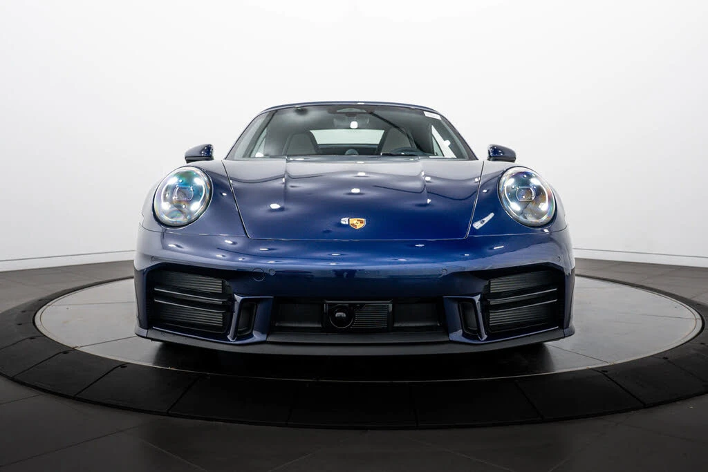 2026 Porsche 992 Carrera - Image 25 of 31