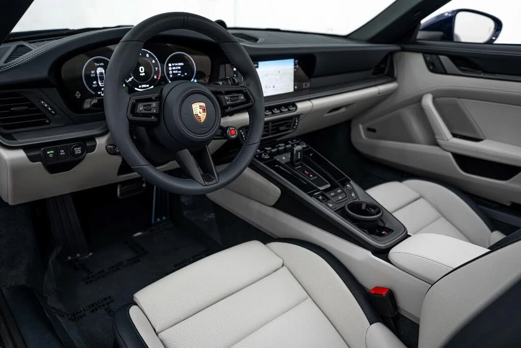 2026 Porsche 992 Carrera - Image 4 of 31