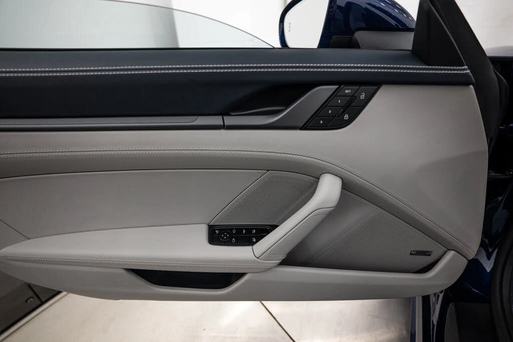 2026 Porsche 992 Carrera - Image 22 of 31