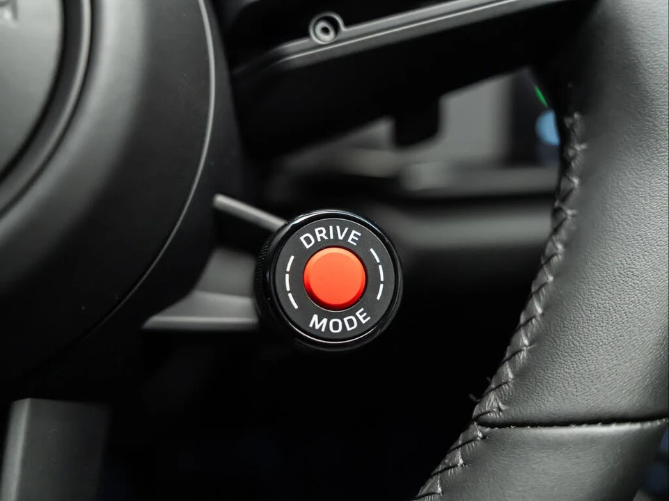 2026 Porsche 992 Carrera - Image 27 of 31