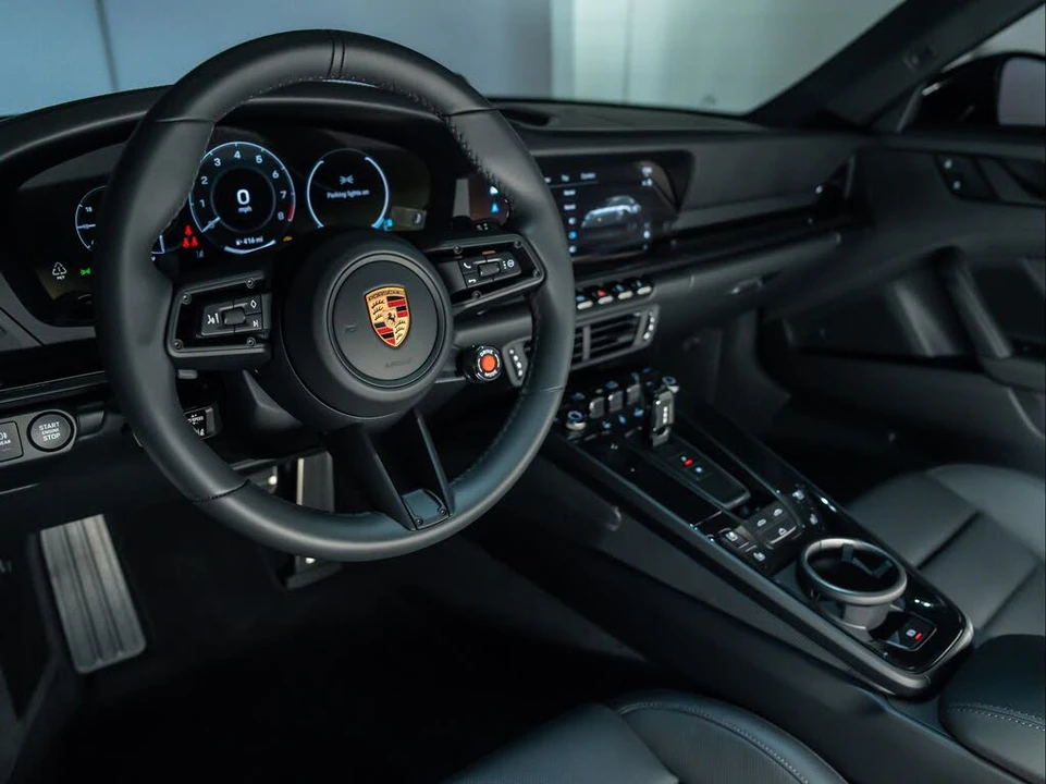 2026 Porsche 992 Carrera - Image 4 of 31