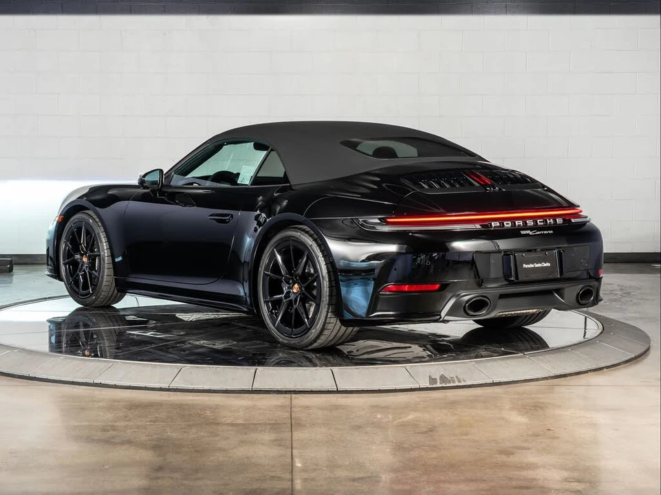 2026 Porsche 992 Carrera - Image 13 of 31