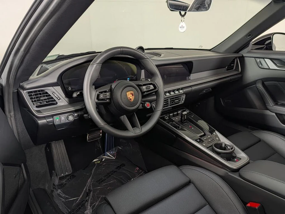 2026 Porsche 992 Carrera - Image 4 of 31