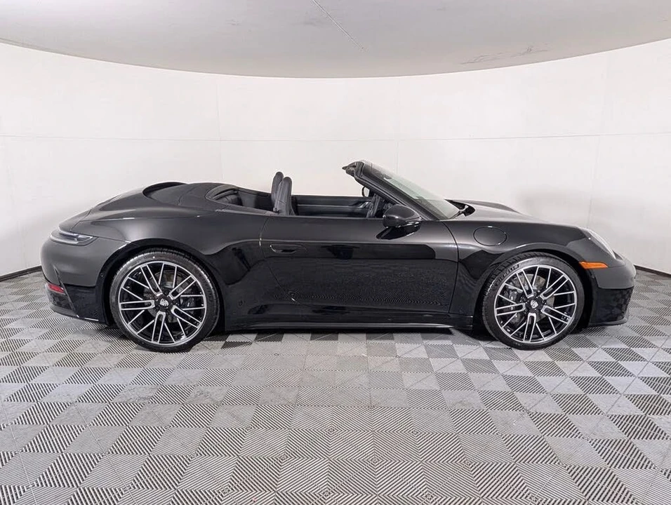 2026 Porsche 992 Carrera - Image 8 of 31