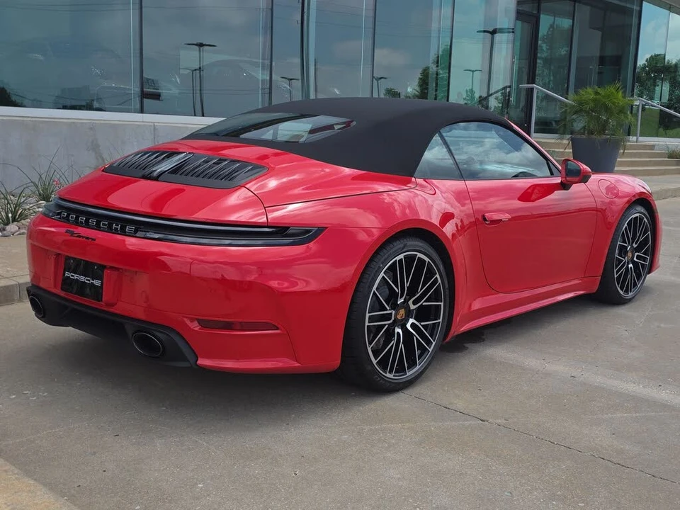 2026 Porsche 992 Carrera - Image 7 of 25