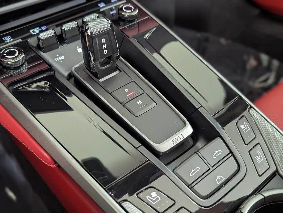 2026 Porsche 992 Carrera - Image 13 of 26
