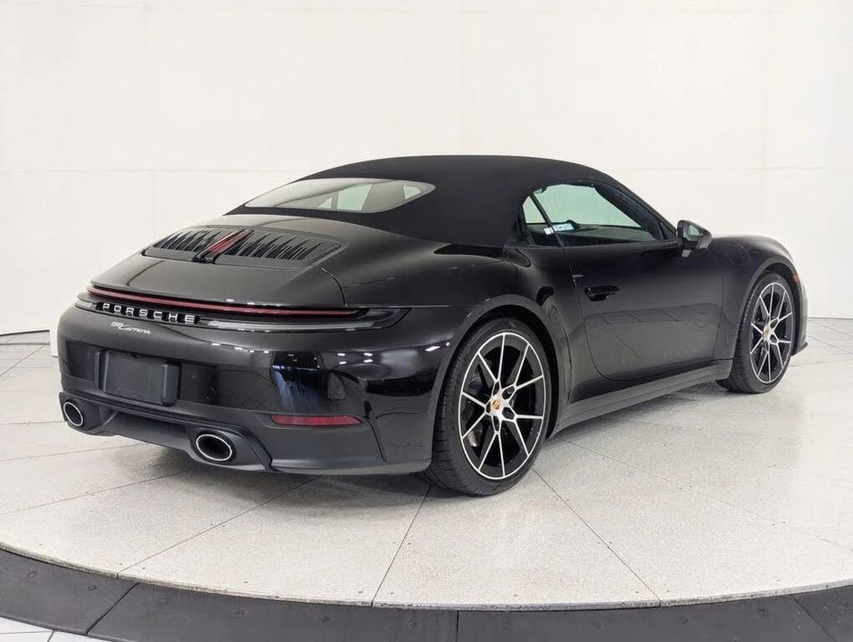 2026 Porsche 992 Carrera - Image 9 of 26