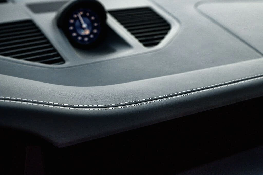 2026 Porsche 992 Carrera - Image 12 of 25