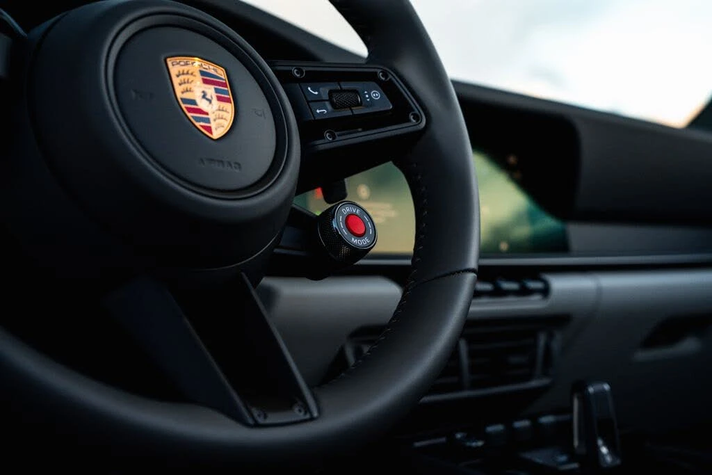 2026 Porsche 992 Carrera - Image 10 of 25