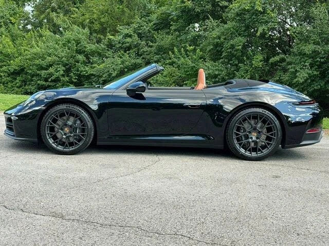 2026 Porsche 992 Carrera - Image 5 of 31