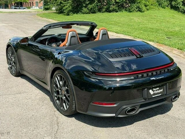 2026 Porsche 992 Carrera - Image 8 of 31