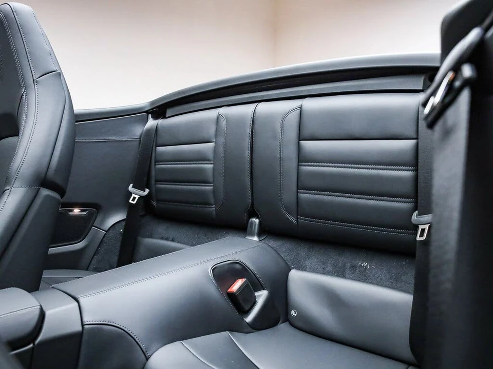 2026 Porsche 992 Carrera - Image 23 of 31