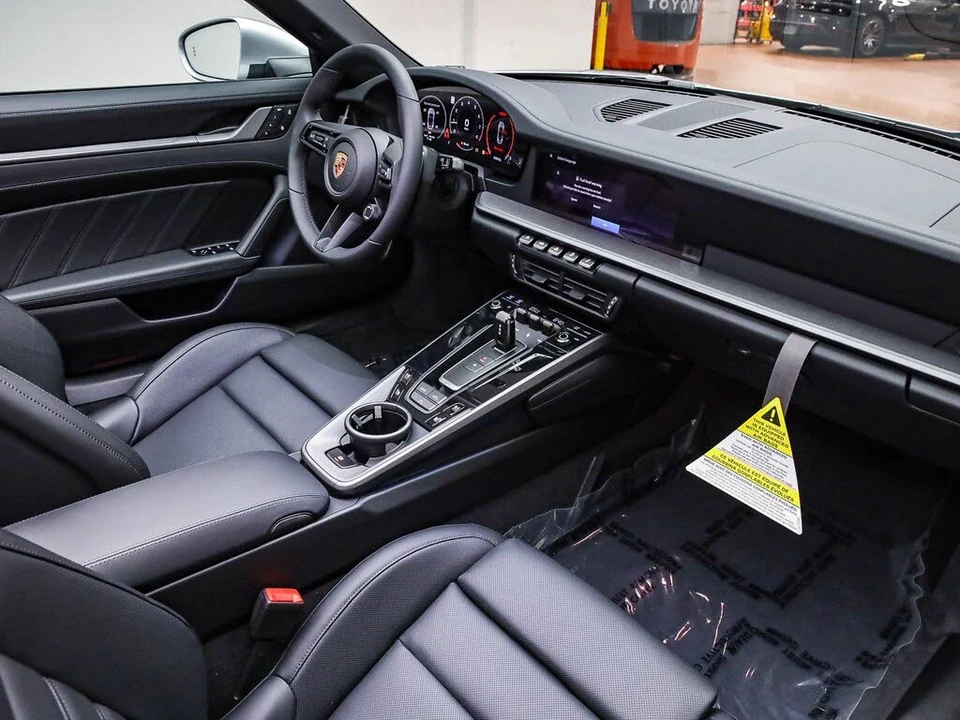 2026 Porsche 992 Carrera - Image 16 of 31