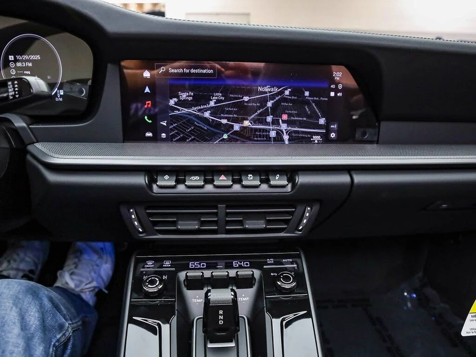2026 Porsche 992 Carrera - Image 28 of 31