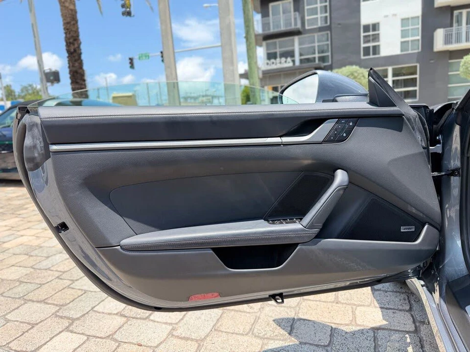 2026 Porsche 992 Carrera - Image 30 of 31