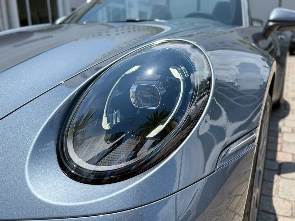 2026 Porsche 992 Carrera - Image 5 of 31