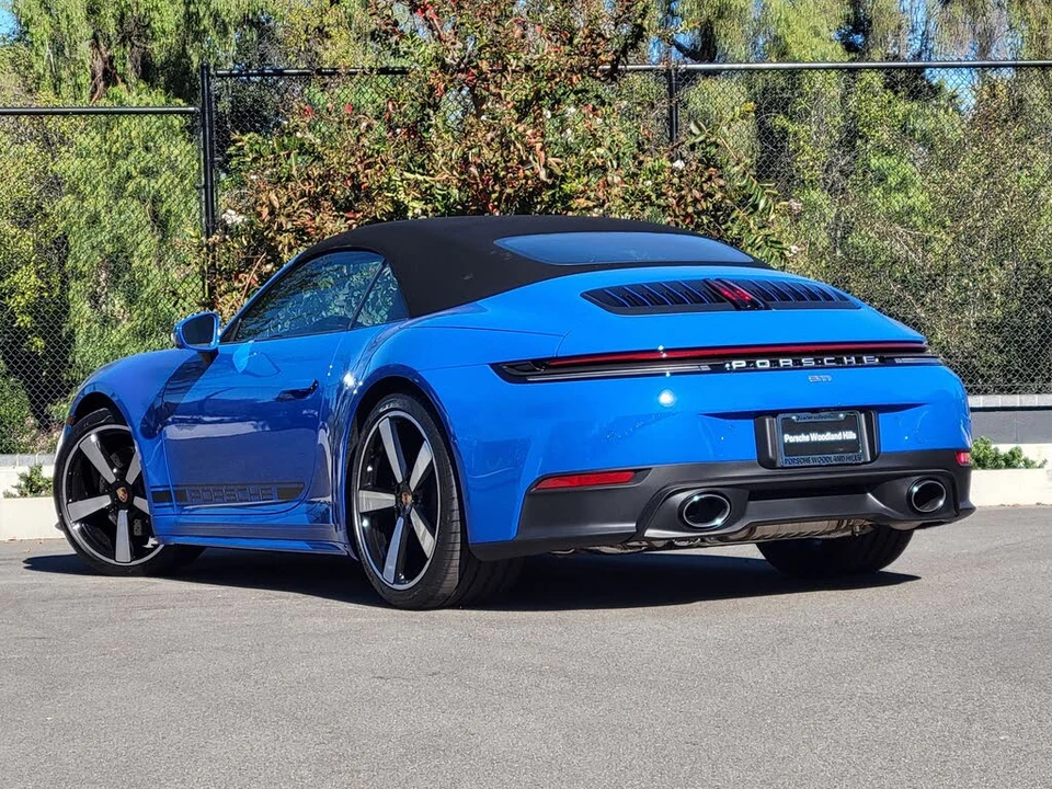 2026 Porsche 992 Carrera - Image 3 of 31