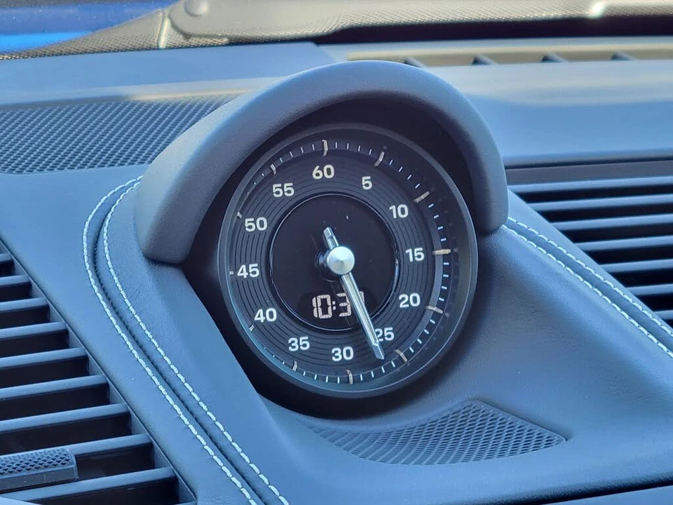 2026 Porsche 992 Carrera - Image 20 of 31