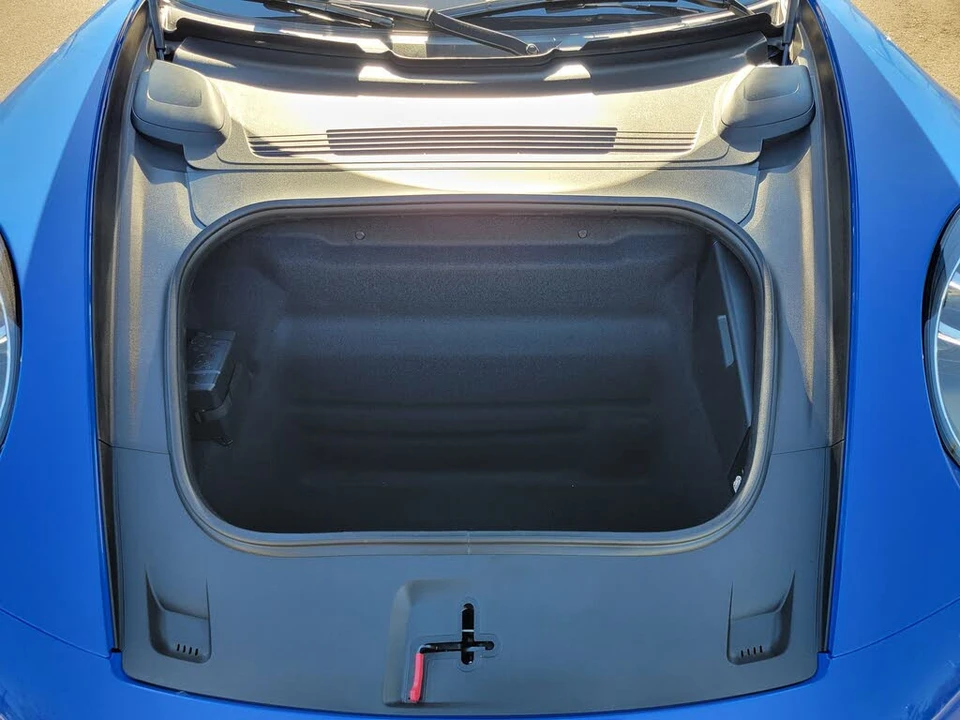 2026 Porsche 992 Carrera - Image 29 of 31