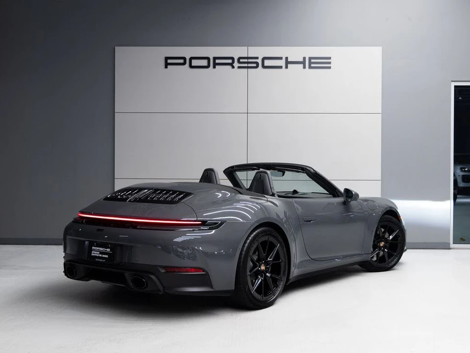 2026 Porsche 992 Carrera - Image 4 of 6