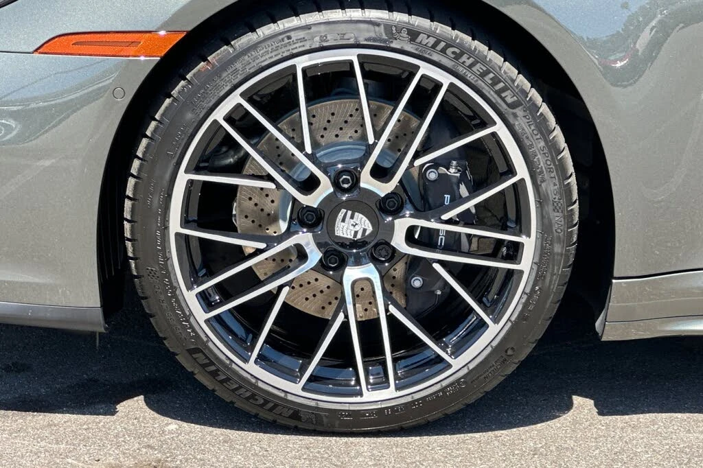 2026 Porsche 992 Carrera - Image 26 of 28