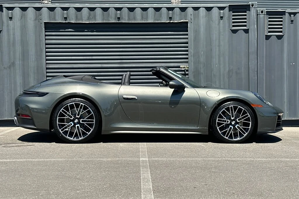 2026 Porsche 992 Carrera - Image 9 of 28