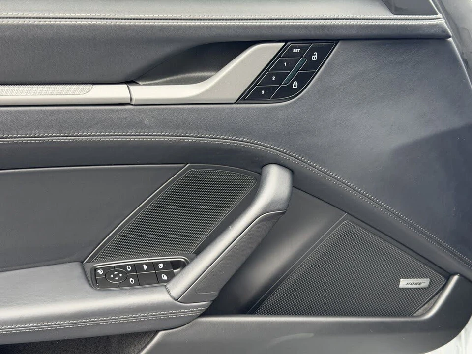2026 Porsche 992 Carrera - Image 19 of 31