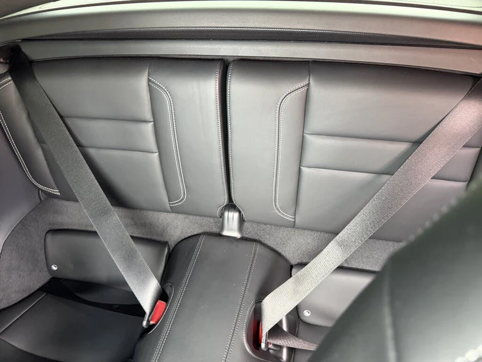 2026 Porsche 992 Carrera - Image 18 of 31