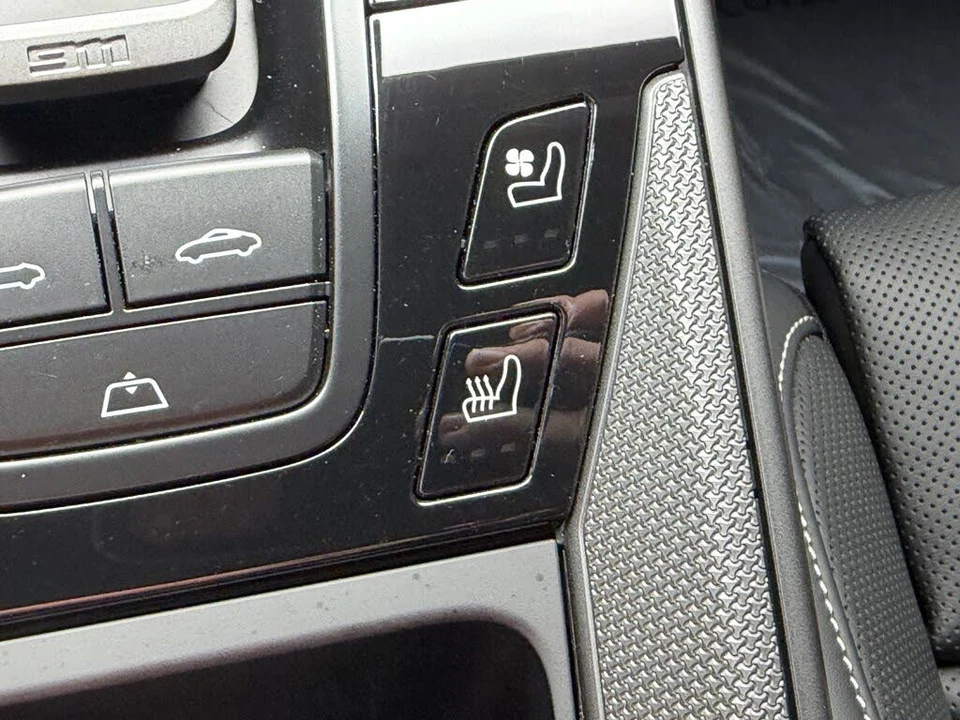 2026 Porsche 992 Carrera - Image 28 of 31
