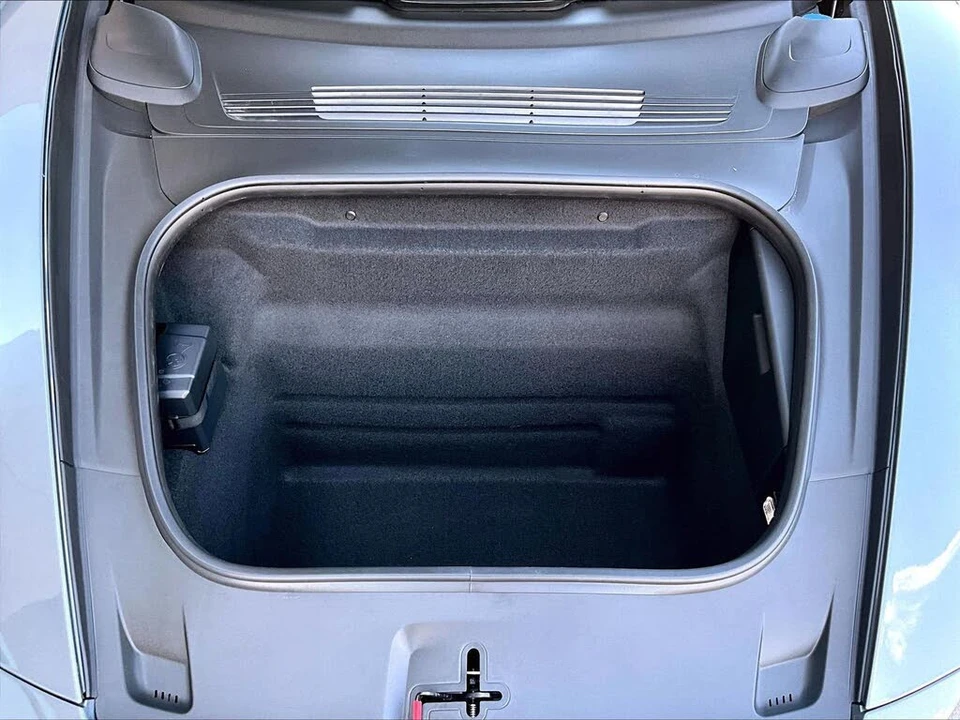 2026 Porsche 992 Carrera - Image 23 of 26
