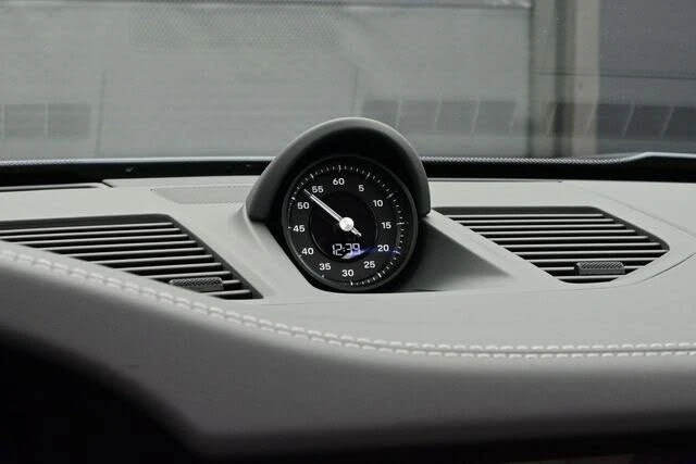 2026 Porsche 992 Carrera - Image 12 of 30