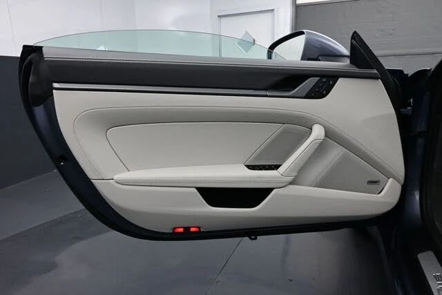 2026 Porsche 992 Carrera - Image 7 of 30
