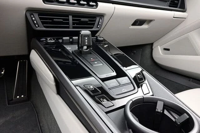 2026 Porsche 992 Carrera - Image 11 of 30