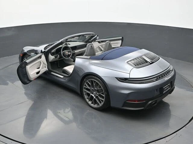 2026 Porsche 992 Carrera - Image 25 of 30
