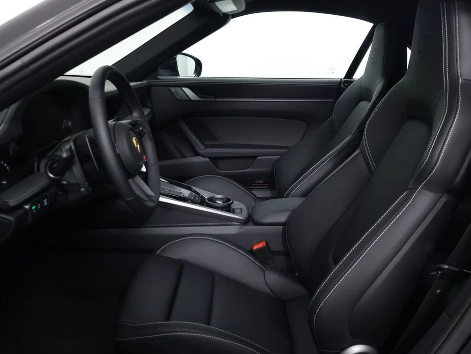 2026 Porsche 992 Carrera - Image 5 of 25