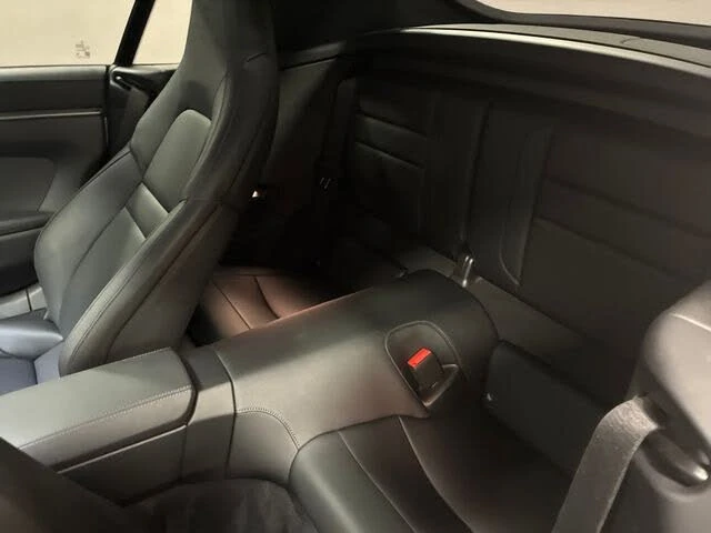 2026 Porsche 992 Carrera - Image 28 of 31