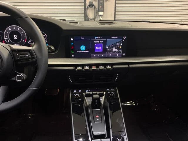 2026 Porsche 992 Carrera - Image 21 of 31