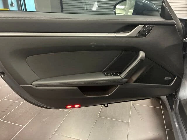 2026 Porsche 992 Carrera - Image 11 of 31