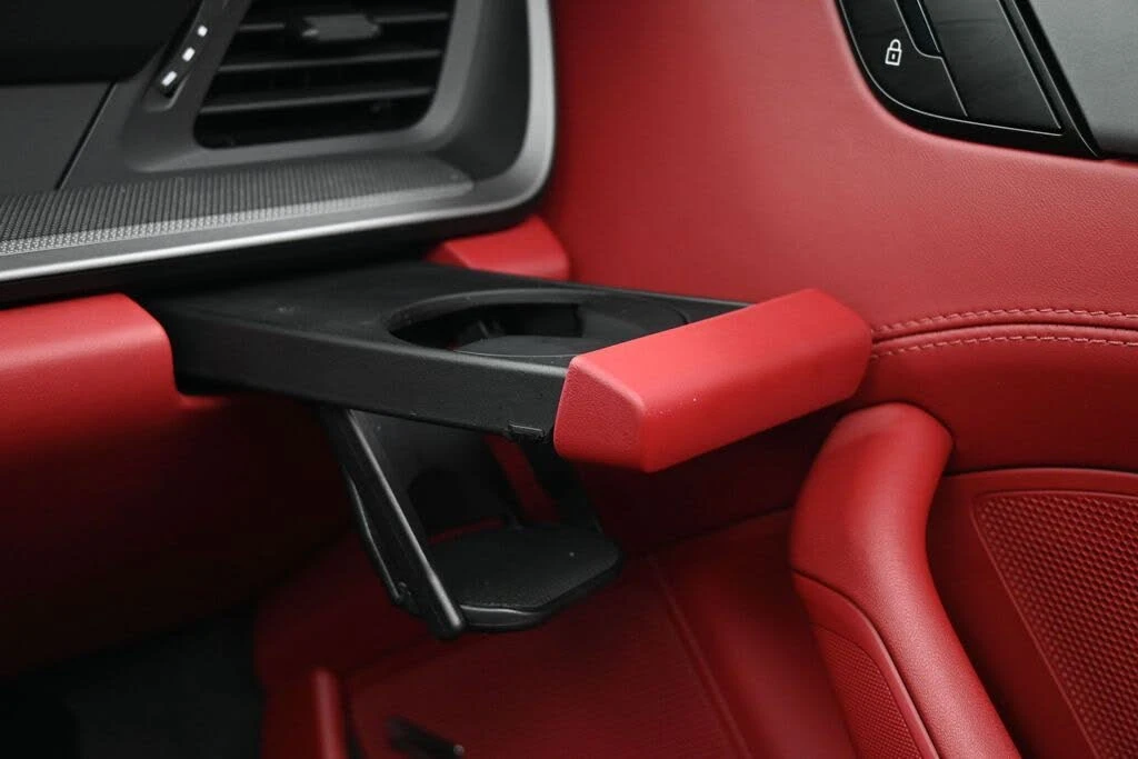 2026 Porsche 992 Carrera - Image 15 of 31