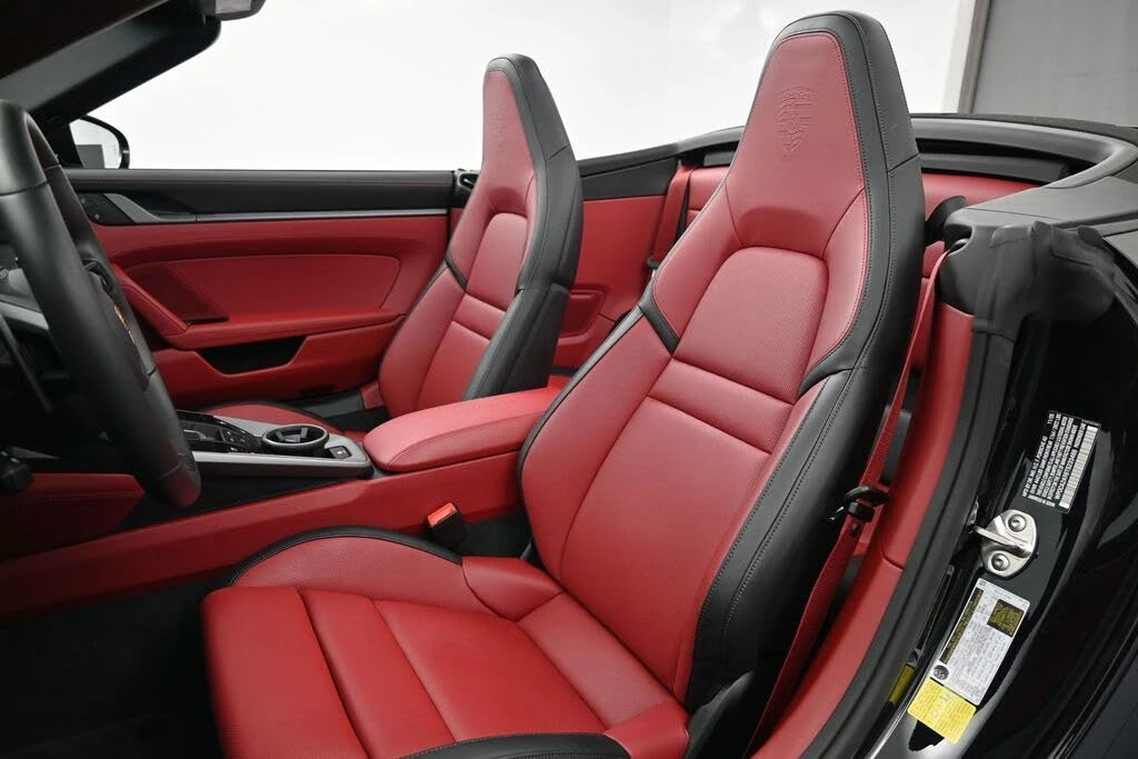 2026 Porsche 992 Carrera - Image 5 of 31