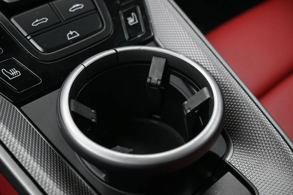 2026 Porsche 992 Carrera - Image 18 of 31