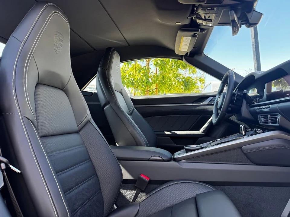 2026 Porsche 992 Carrera - Image 27 of 31