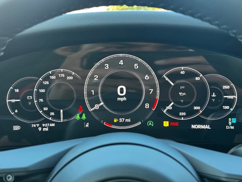 2026 Porsche 992 Carrera - Image 17 of 31