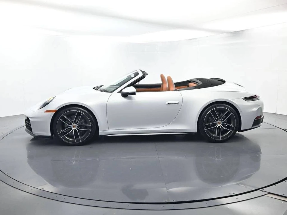 2026 Porsche 992 Carrera - Image 2 of 5