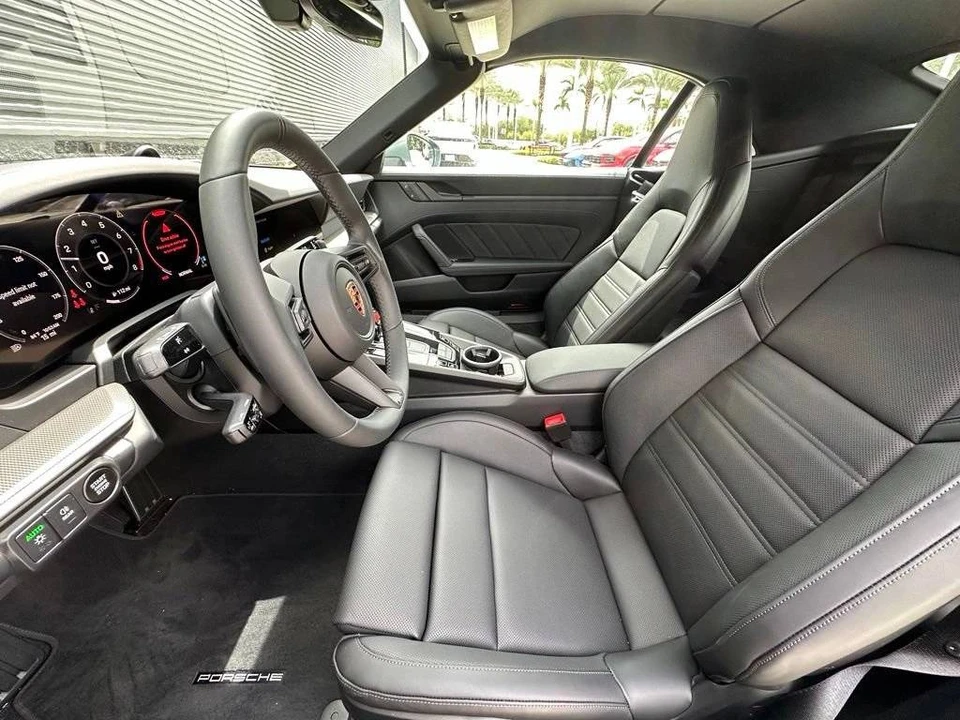 2026 Porsche 992 Carrera - Image 5 of 5
